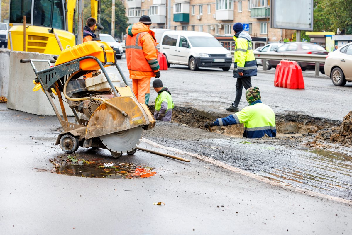 Anlægsopgave i storby med arbejdskraft fundet gennem Ofir